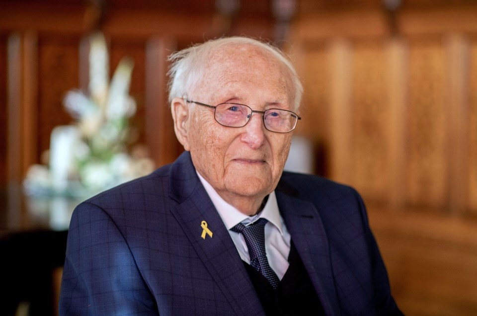 Murió con 101 años el superviviente de Auschwitz y activista Albrecht Weinberg