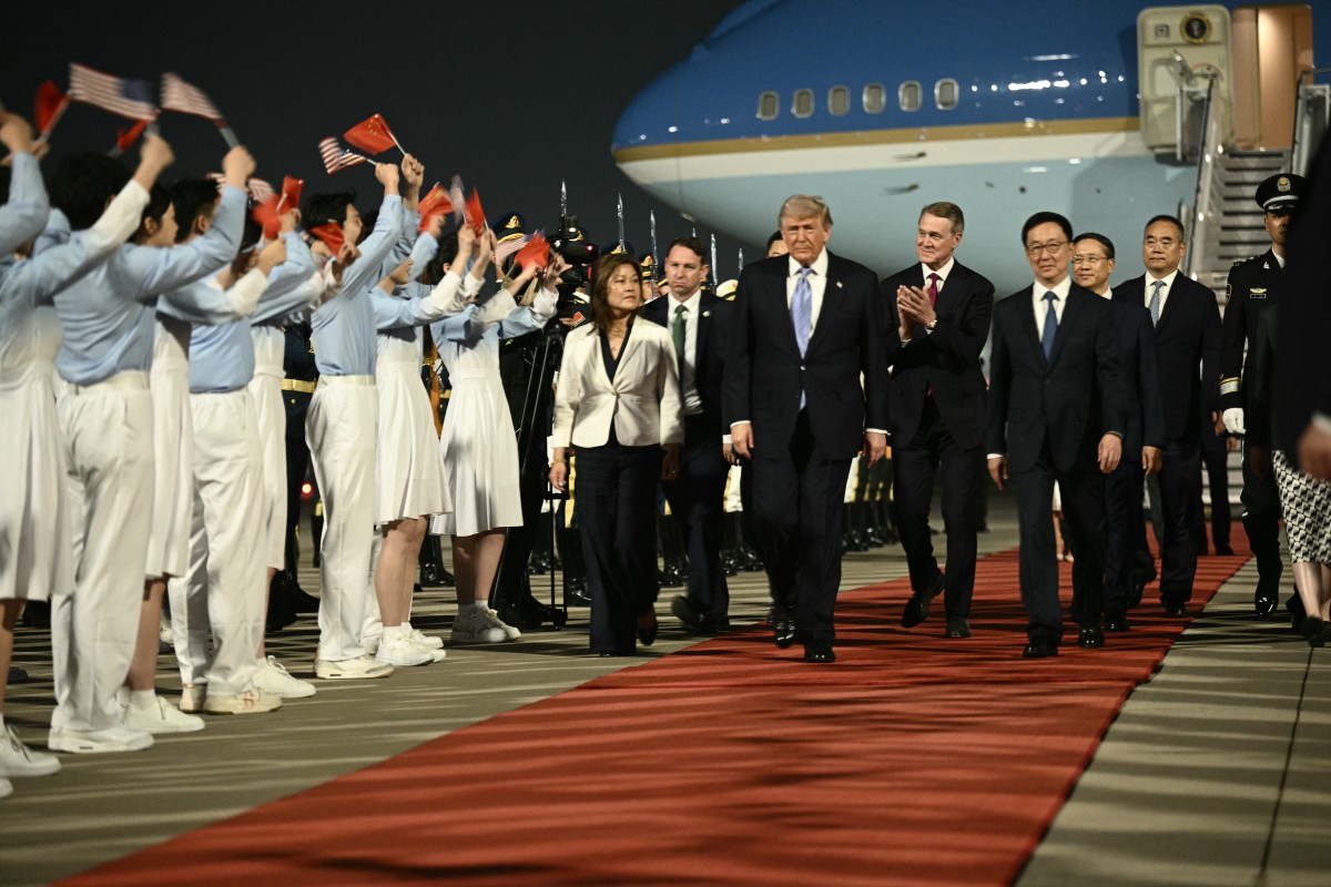 Donald Trump llega a Pekín para su segunda visita a China desde 2017