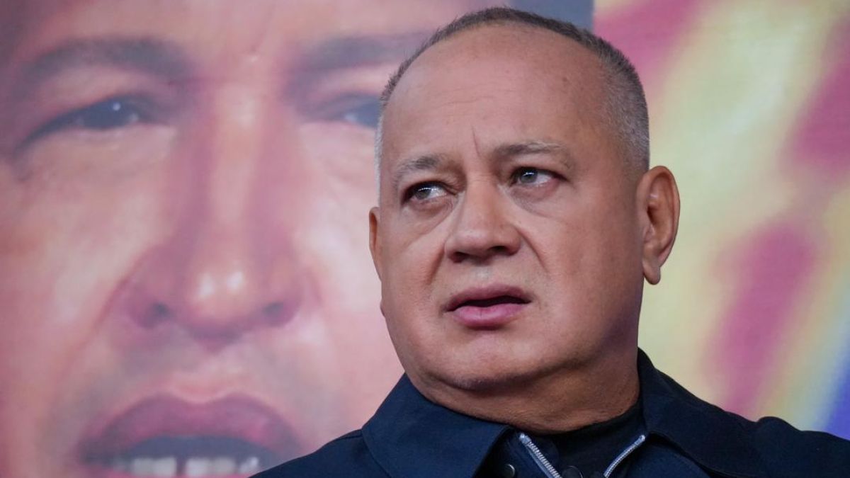 Cabello reconoce crisis salarial: 