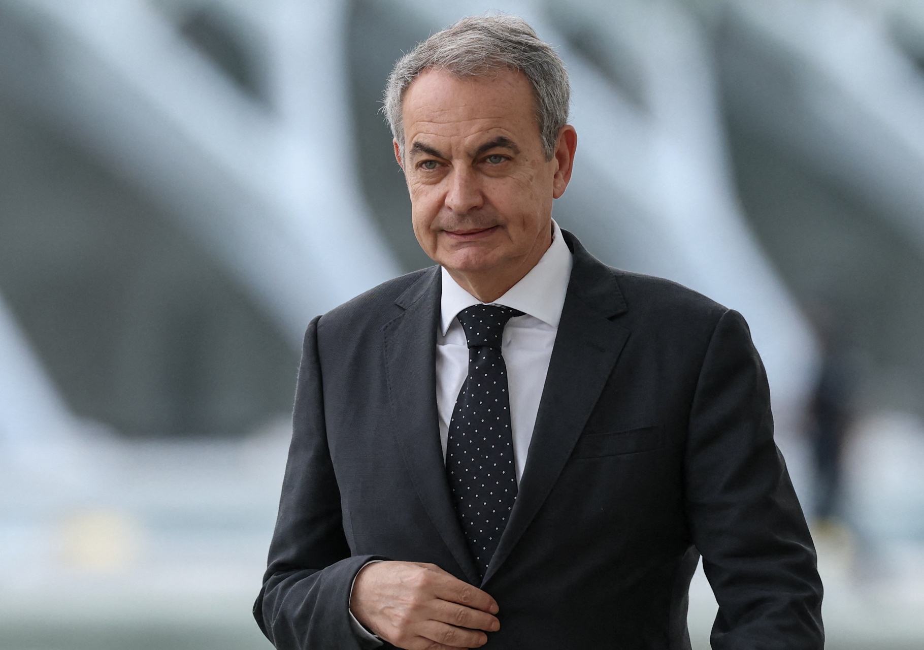 Caso Plus Ultra: justicia española bloquea casi medio millón de euros en cuentas de Rodríguez Zapatero