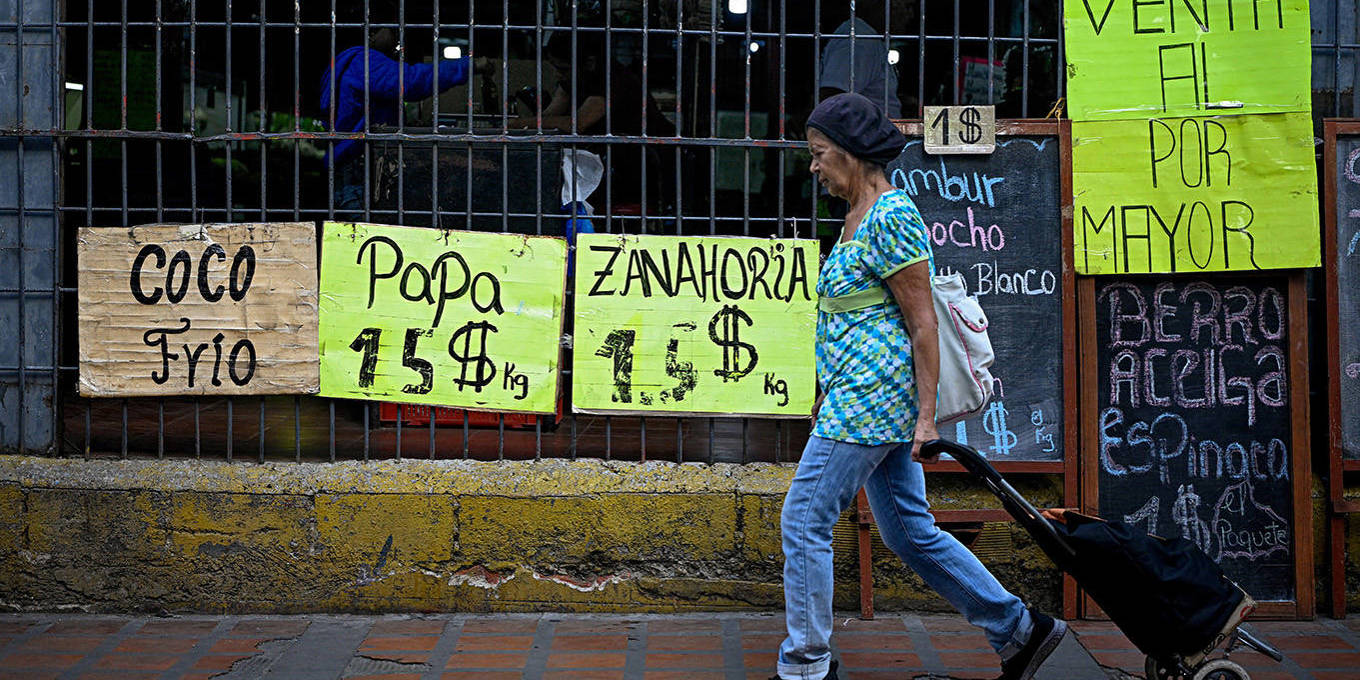 Cover image for La violación de Venezuela