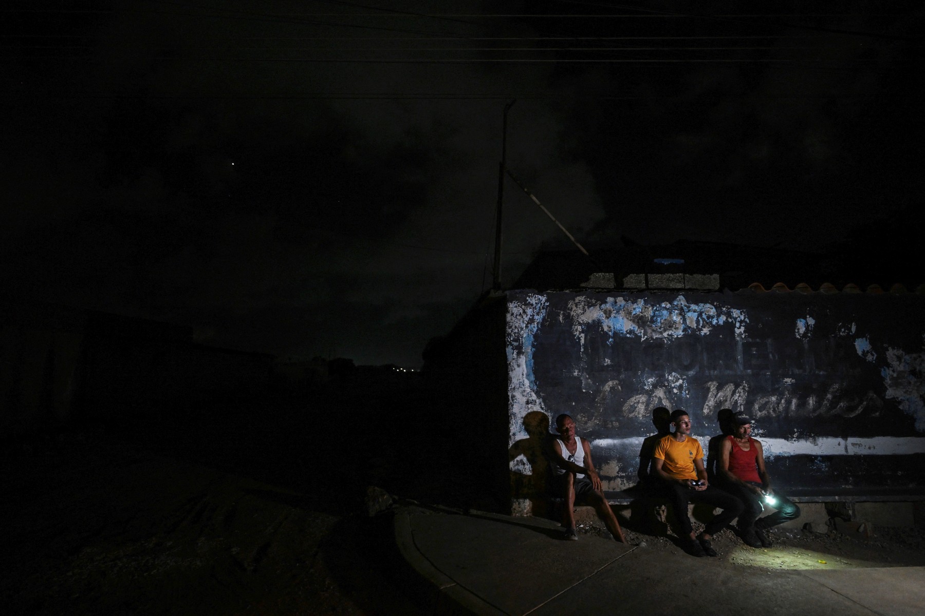 La crisis eléctrica agrava la ansiedad y el desgaste emocional de los venezolanos