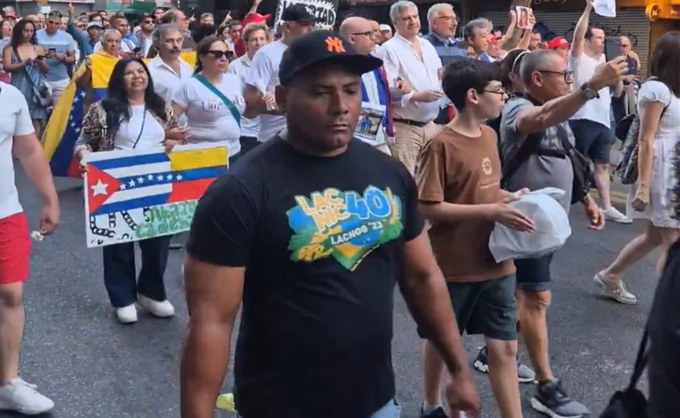 Embajada cubana en Montevideo: peligro para la democracia en la región