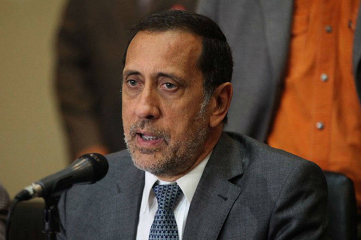 José Guerra propone aumentar salarios a "nivel financiable" 