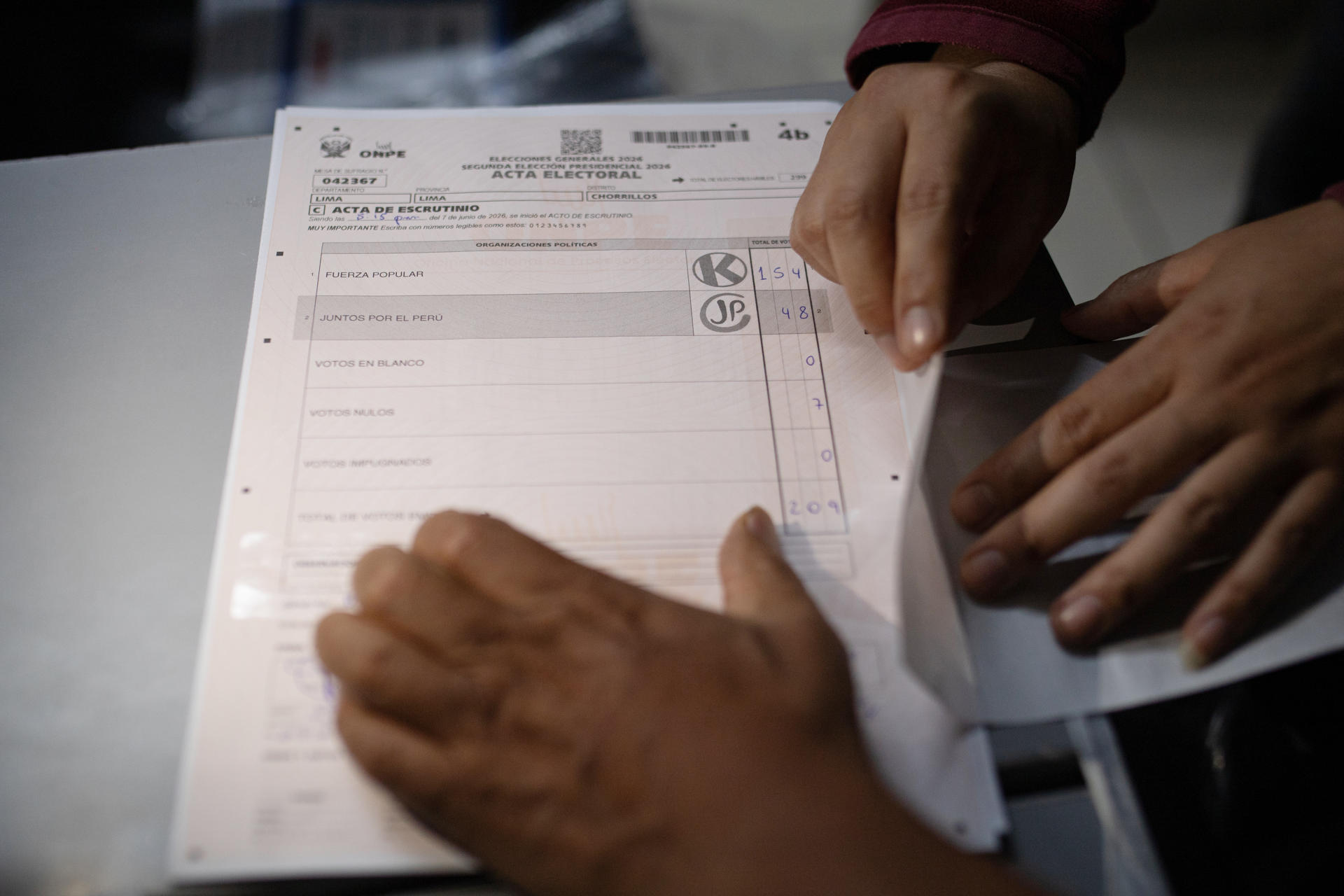Elecciones en Perú: ventaja de Fujimori sobre Sánchez baja a 2,3 puntos con el 85% escrutado