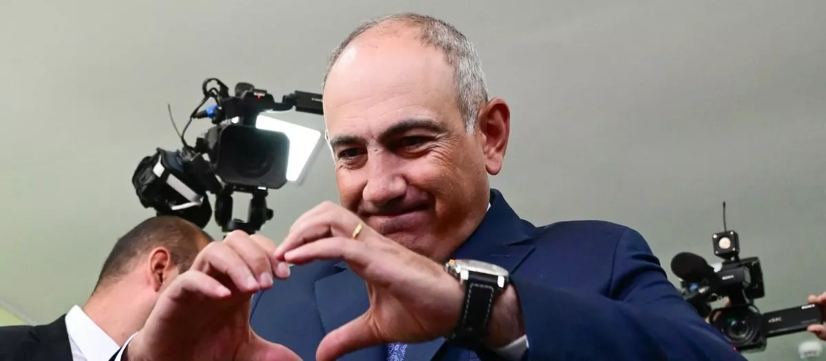 A Putin se le revuelve el patio trasero: pierde Armenia y lo