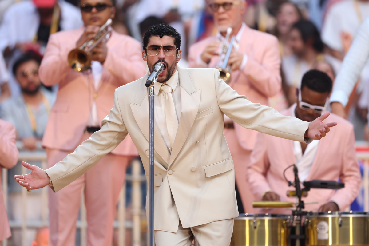 Bad Bunny es el primer latino en recaudar 1 millardo de dólares en giras