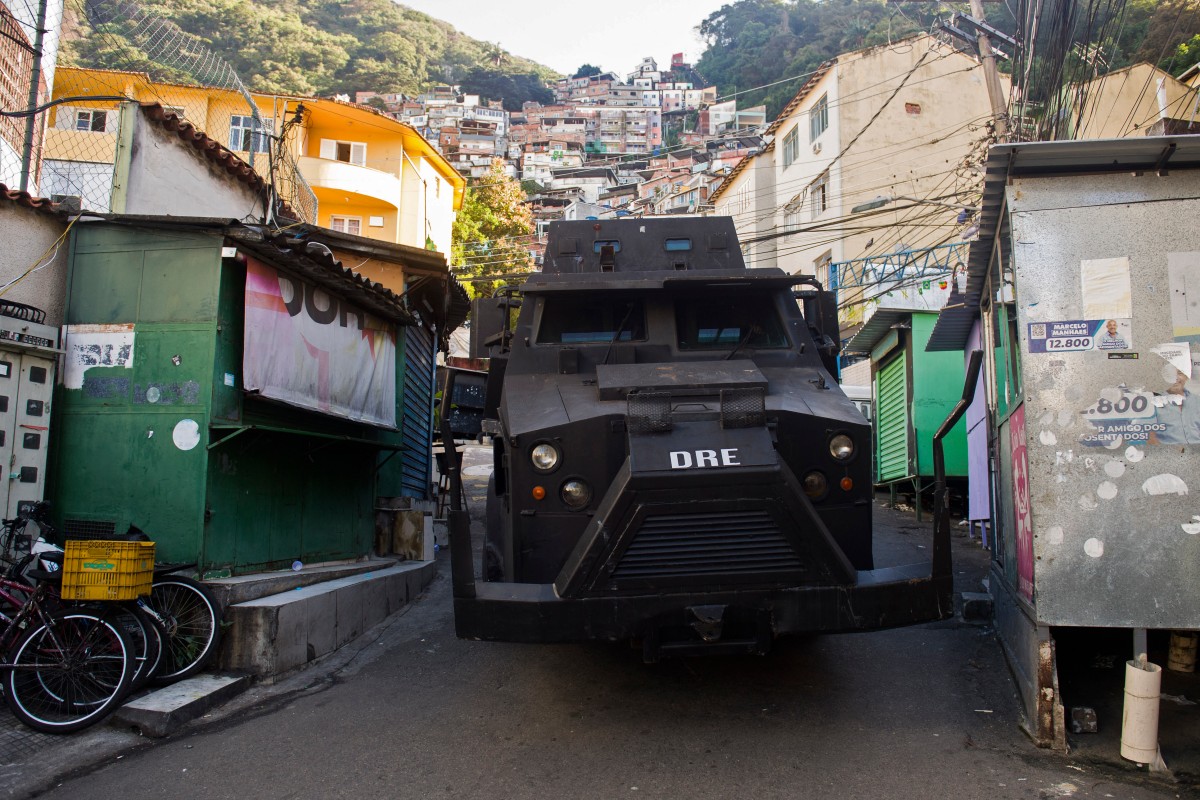 Turistas quedaron atrapados en un mirador de Río de Janeiro tras operativo contra el narcotráfico