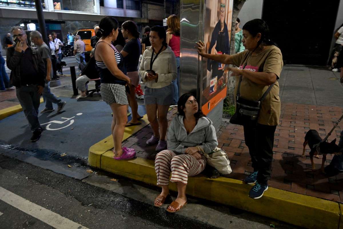 Embajada de EE UU en Caracas monitorea terremoto y pide a sus ciudadanos buscar refugio seguro