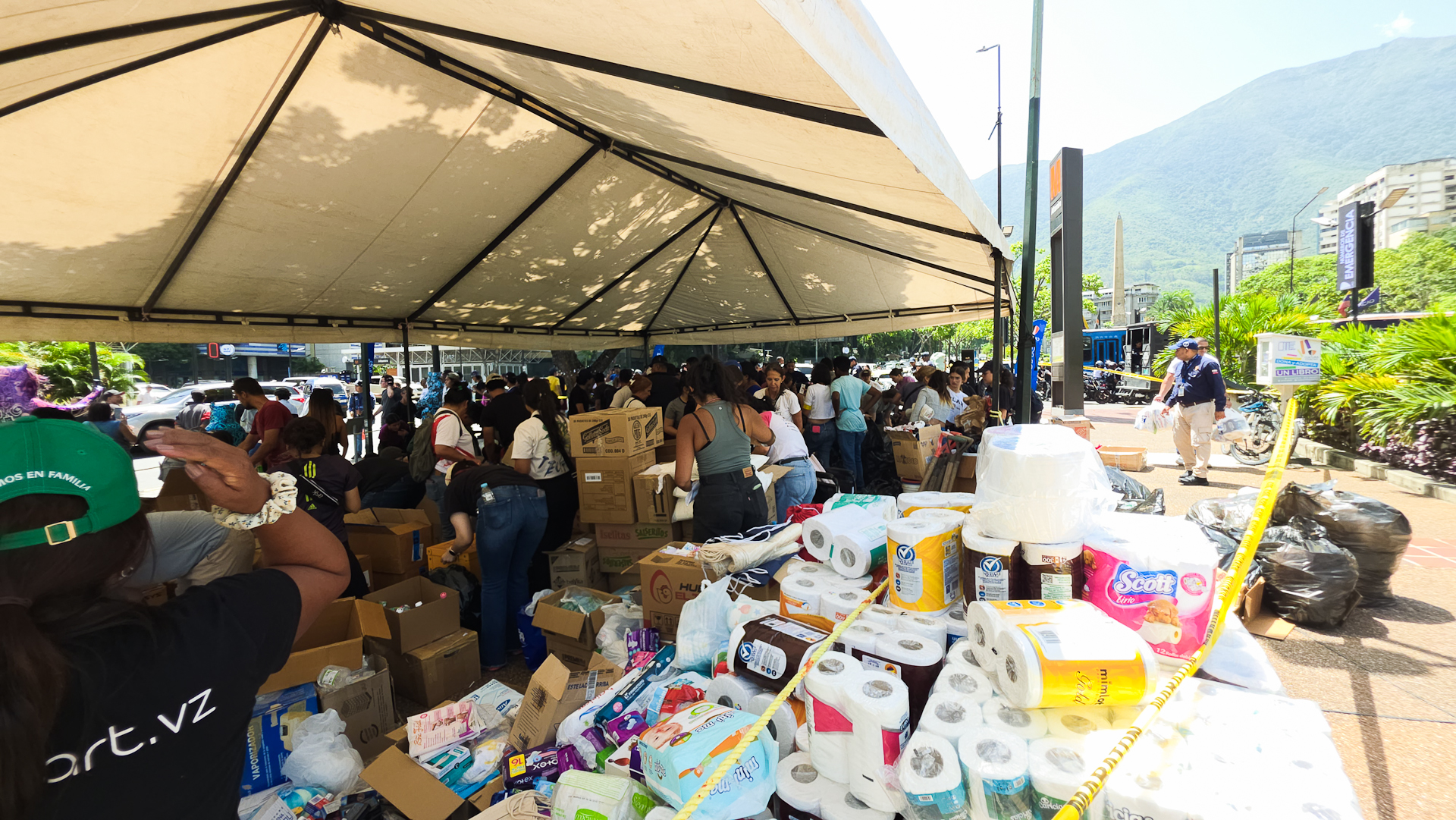 Civil society assumes the emergency in Caracas in the face of the government's slow response