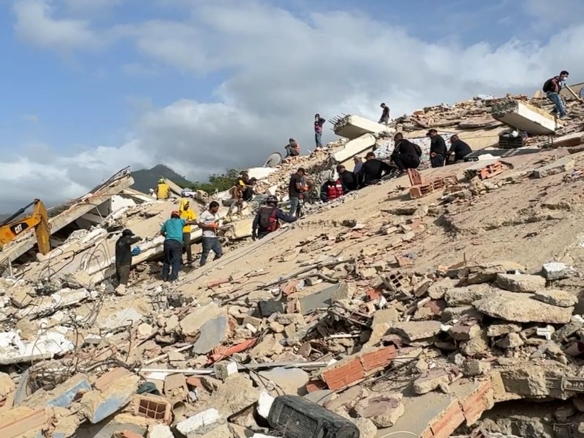 Reportan olor a descomposición en zonas afectadas por doble terremoto