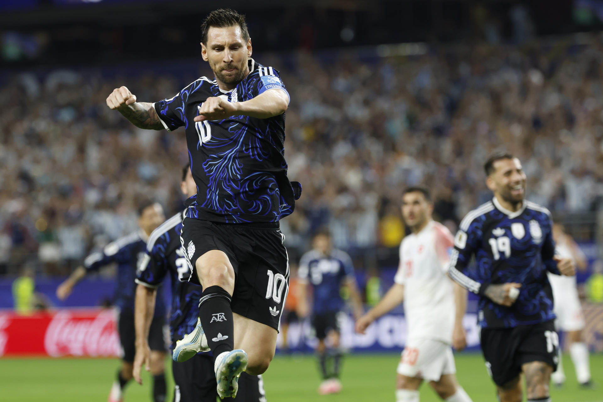 Argentina liquidó a Jordania 3-1 con su generación de relevo y un gol de Messi