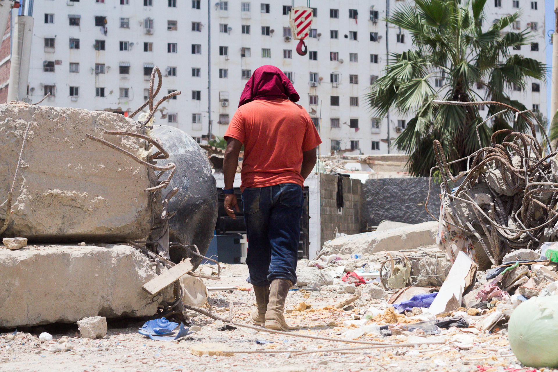Progreso lento y menos donaciones marcan el día 15 en La Guaira tras doblete sísmico