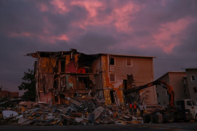 Los responsables de las muertes del terremoto no desaparecen con la demolición de las ruinas: el caso del complejo habitacional Hugo Chávez