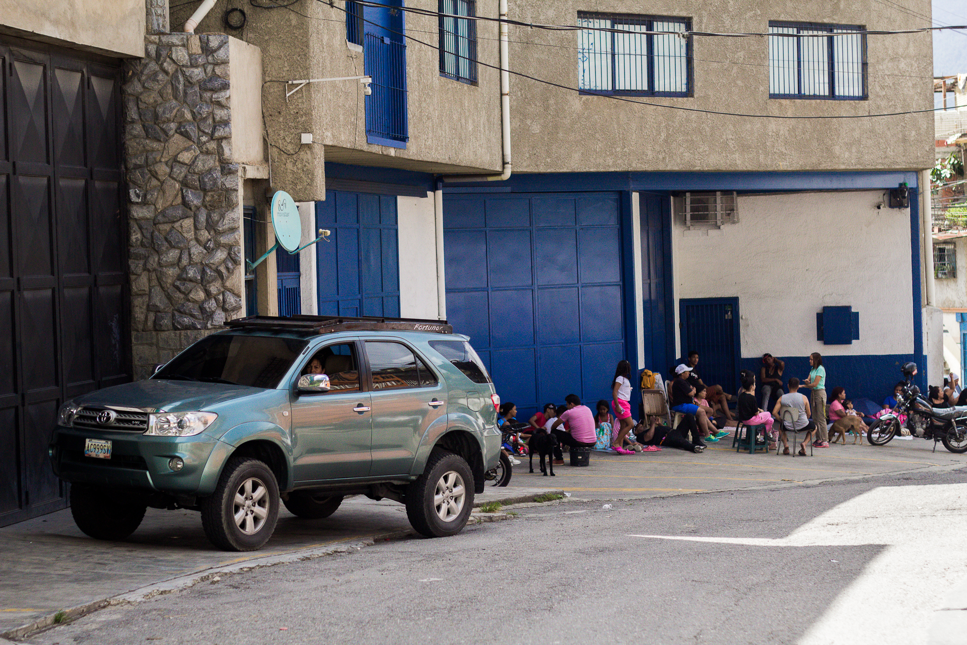 6.000 damnificados acampan en la calle luego de los terremotos, según Médicos Sin Fronteras
