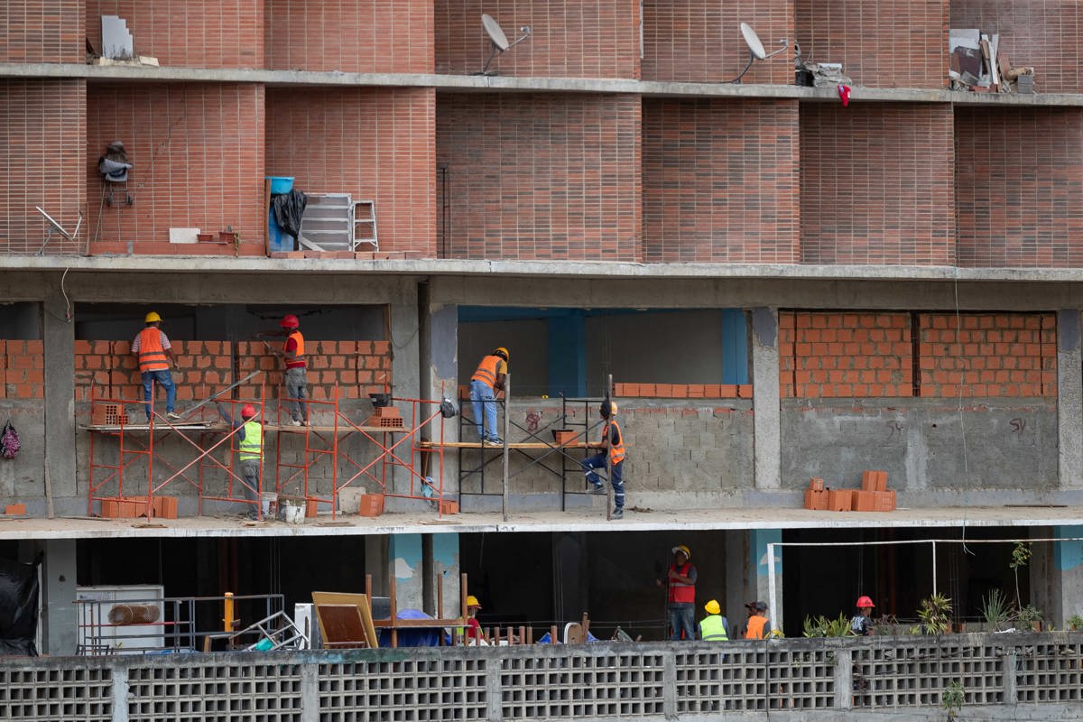 Tổ chức TECHO Chile phát động quyên góp xây nhà giúp người Venezuela sau động đất
