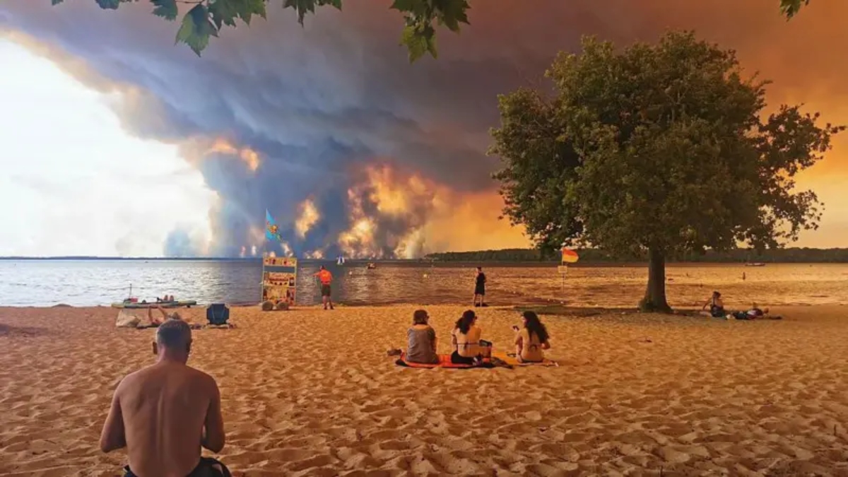 ¿Cómo un incendio puede provocar una tormenta con rayos? El peligroso fenómeno del "dragón de las nubes" que generó el fuego en Francia
