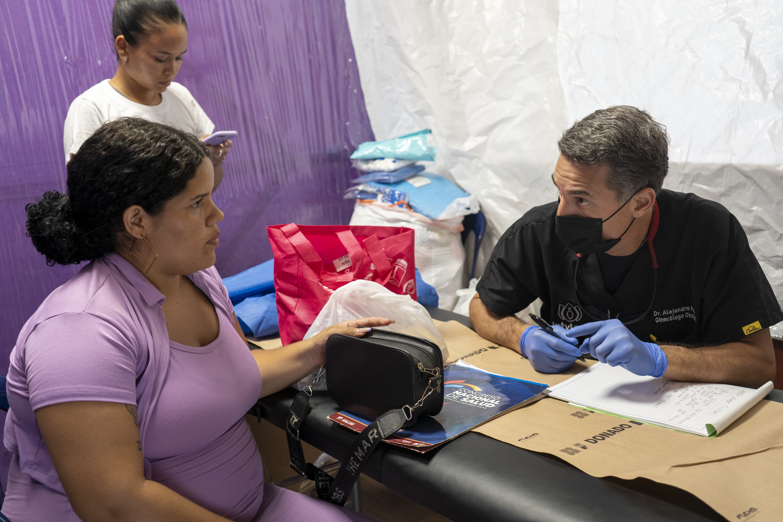La salud femenina en La Guaira se convierte en otra emergencia después de los terremotos