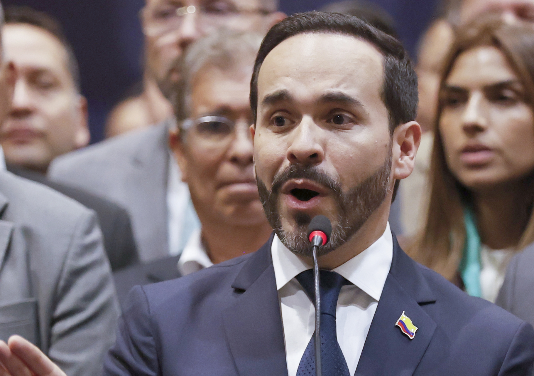 Los retos que enfrentará Abelardo De la Espriella en la Colombia devastada que deja Gustavo Petro