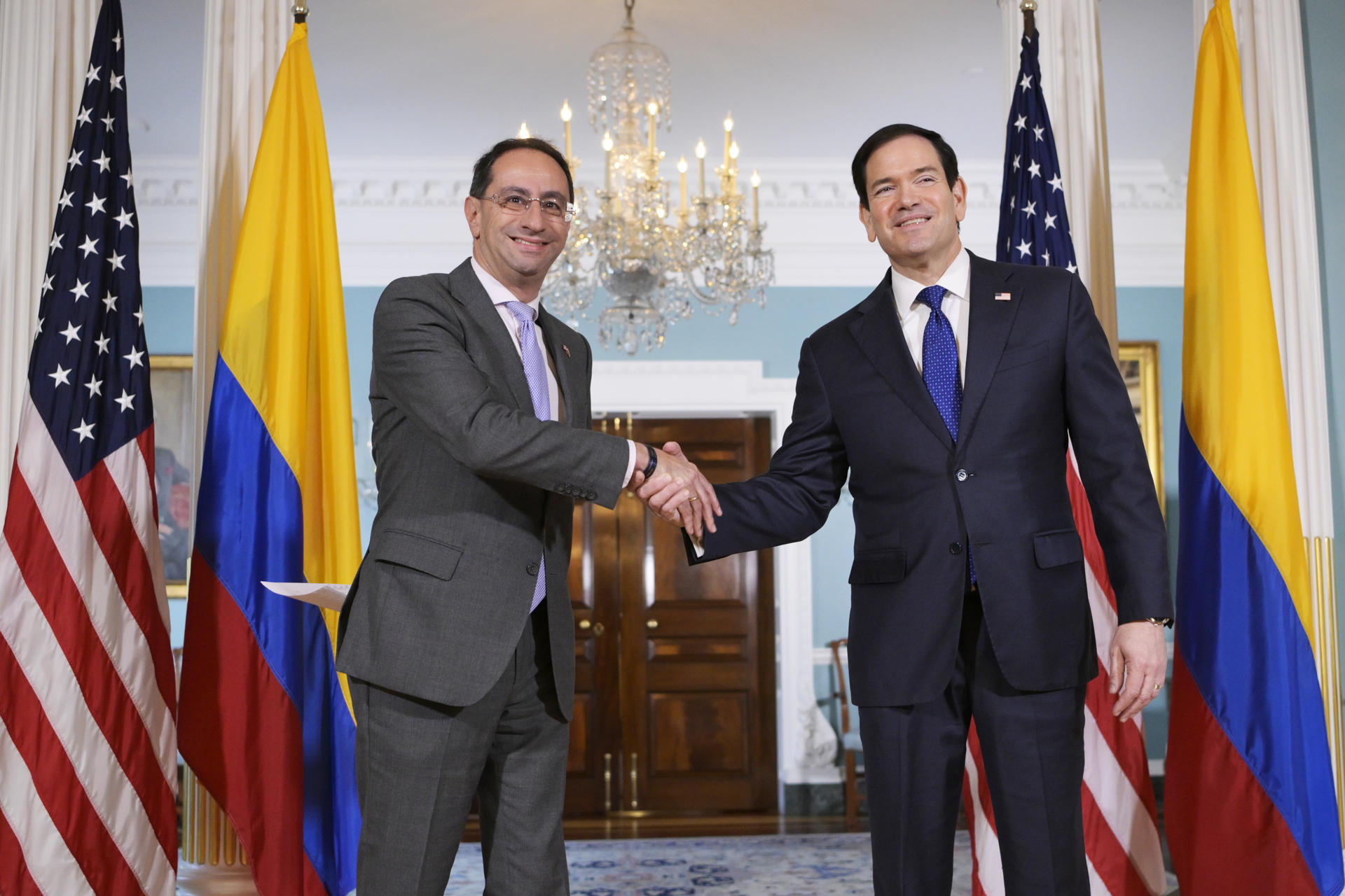EE UU destinará 1.000 millones de dólares a Colombia para un paquete de seguridad