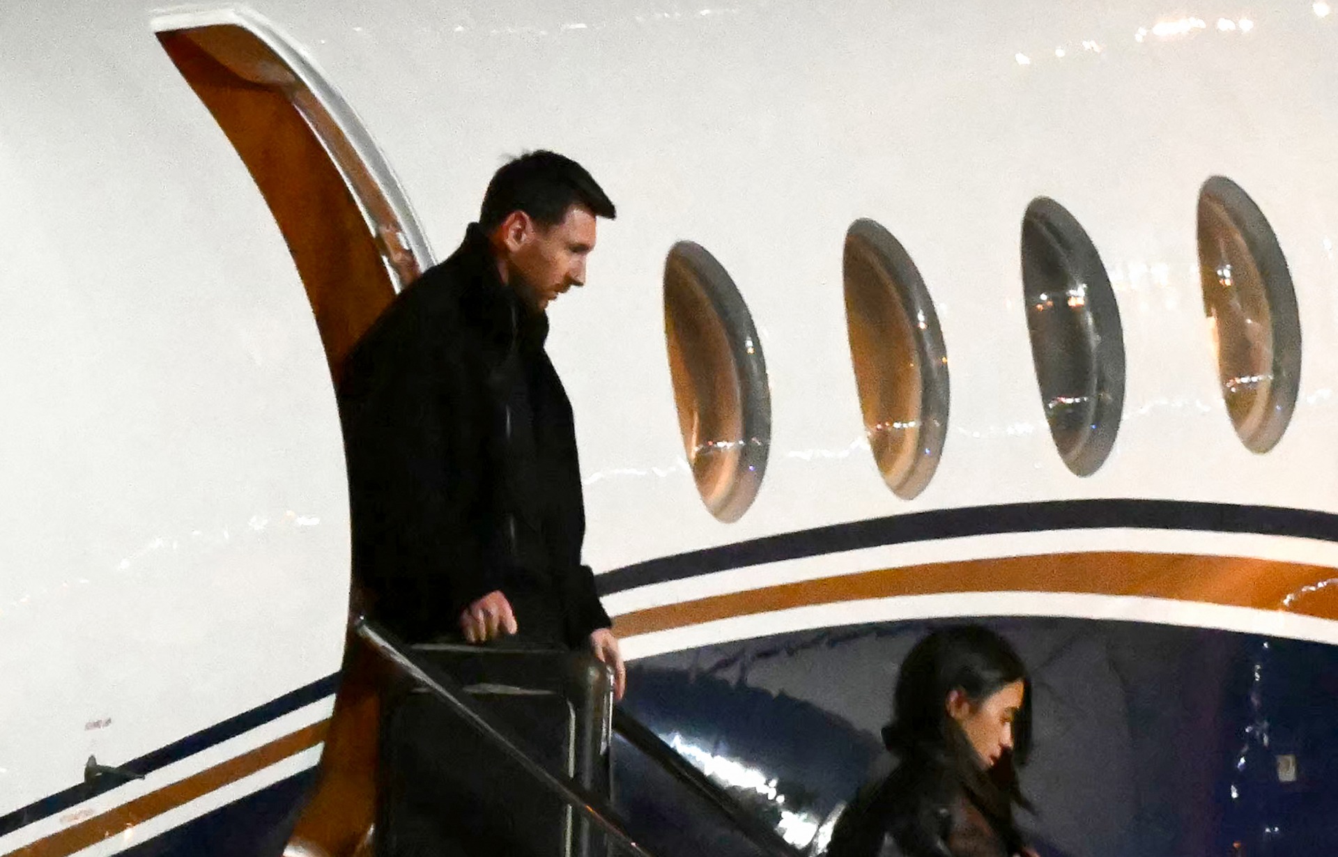 Messi llegó a Argentina para despedir a su padre Jorge tras su muerte