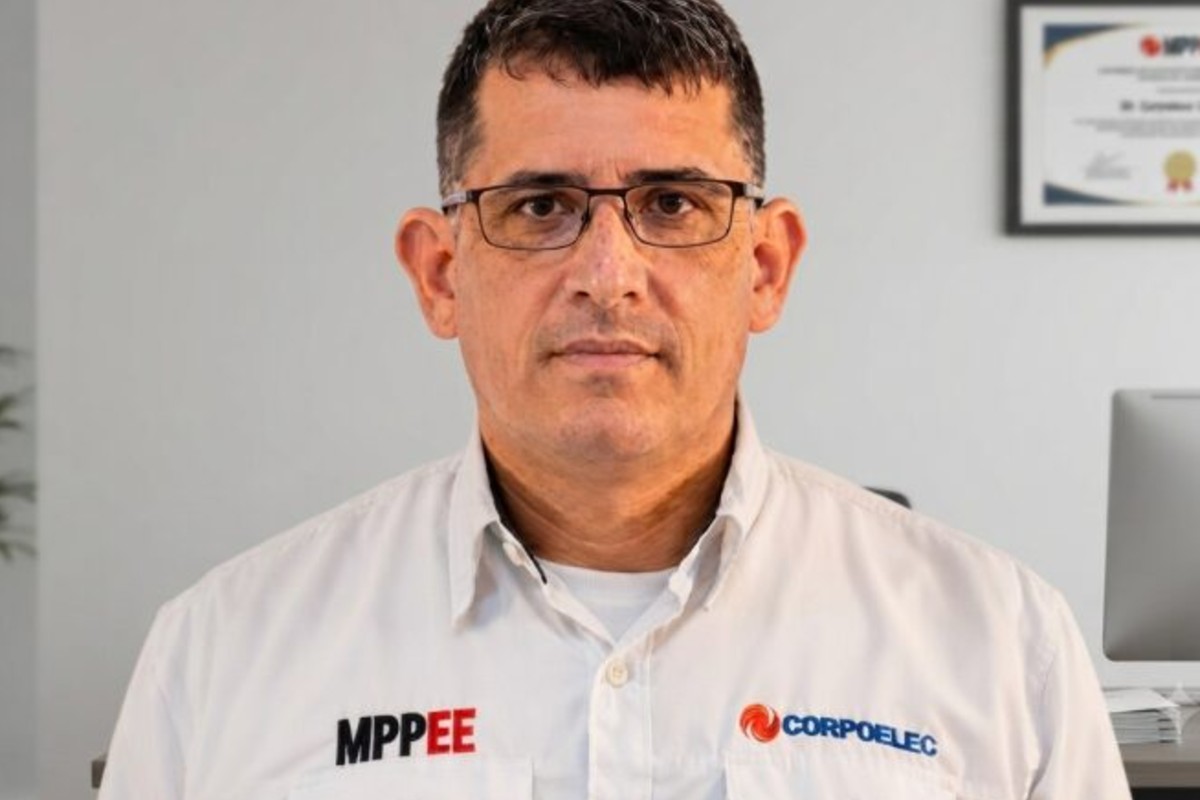 Quién es Juan Crisóstomo Fernández, el nuevo presidente de Corpoelec