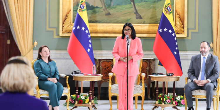 Grupo opositor exige al gobierno de Delcy Rodríguez mayor información sobre acuerdo petrolero con EE UU