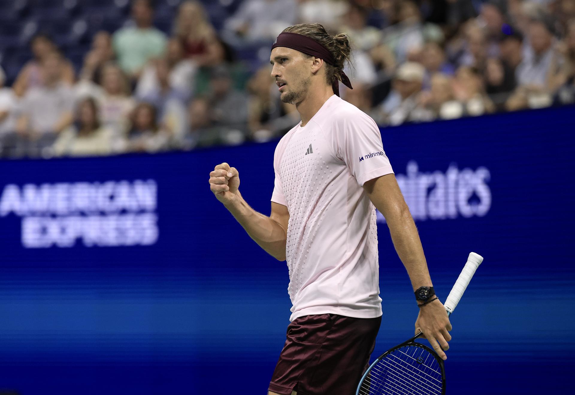 Zverev vuelve a sufrir pero está en tercera ronda: “Espero jugar mejor en algún punto”