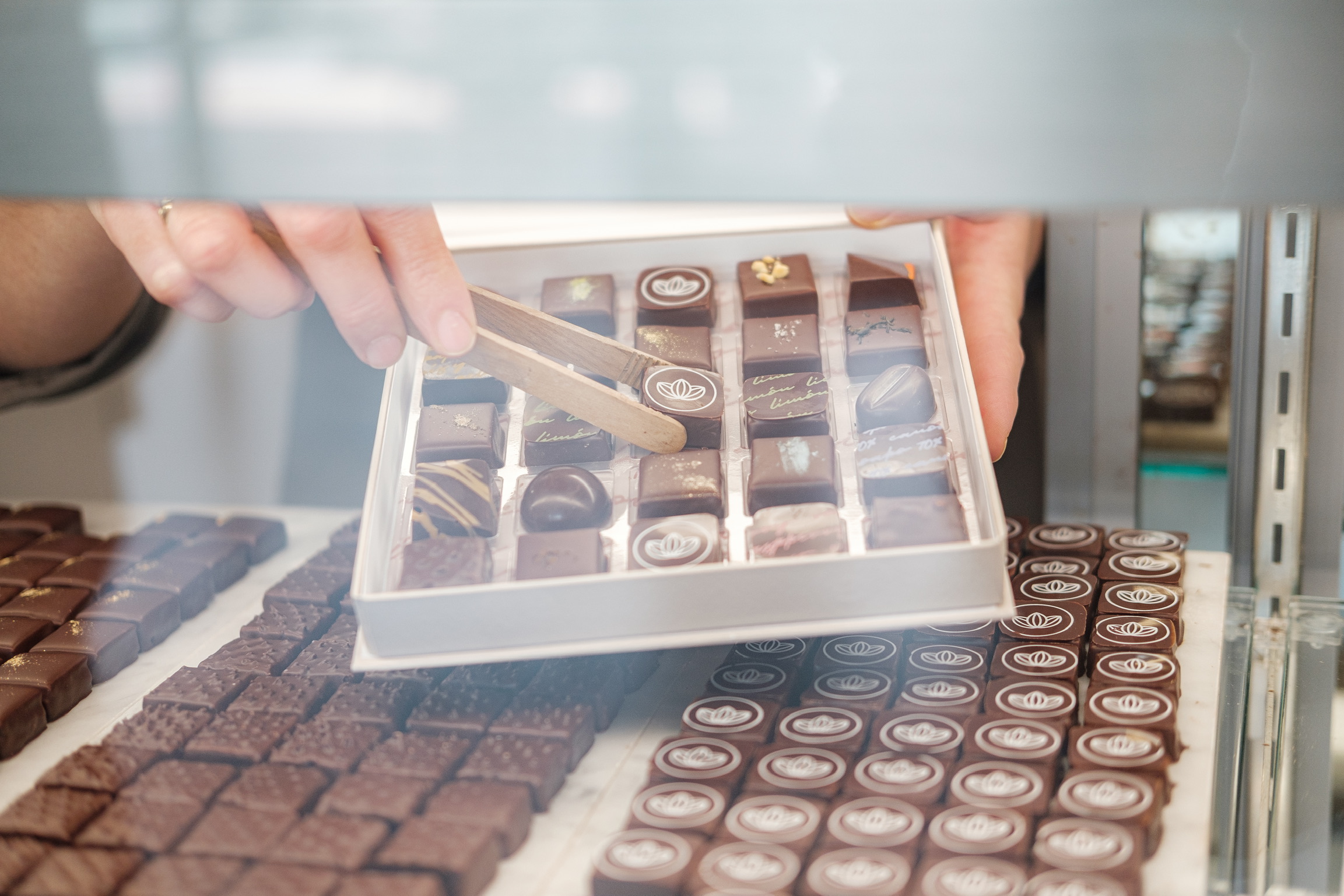 Venezuela cabe en un bombón con sello García Nevett Chocolatier