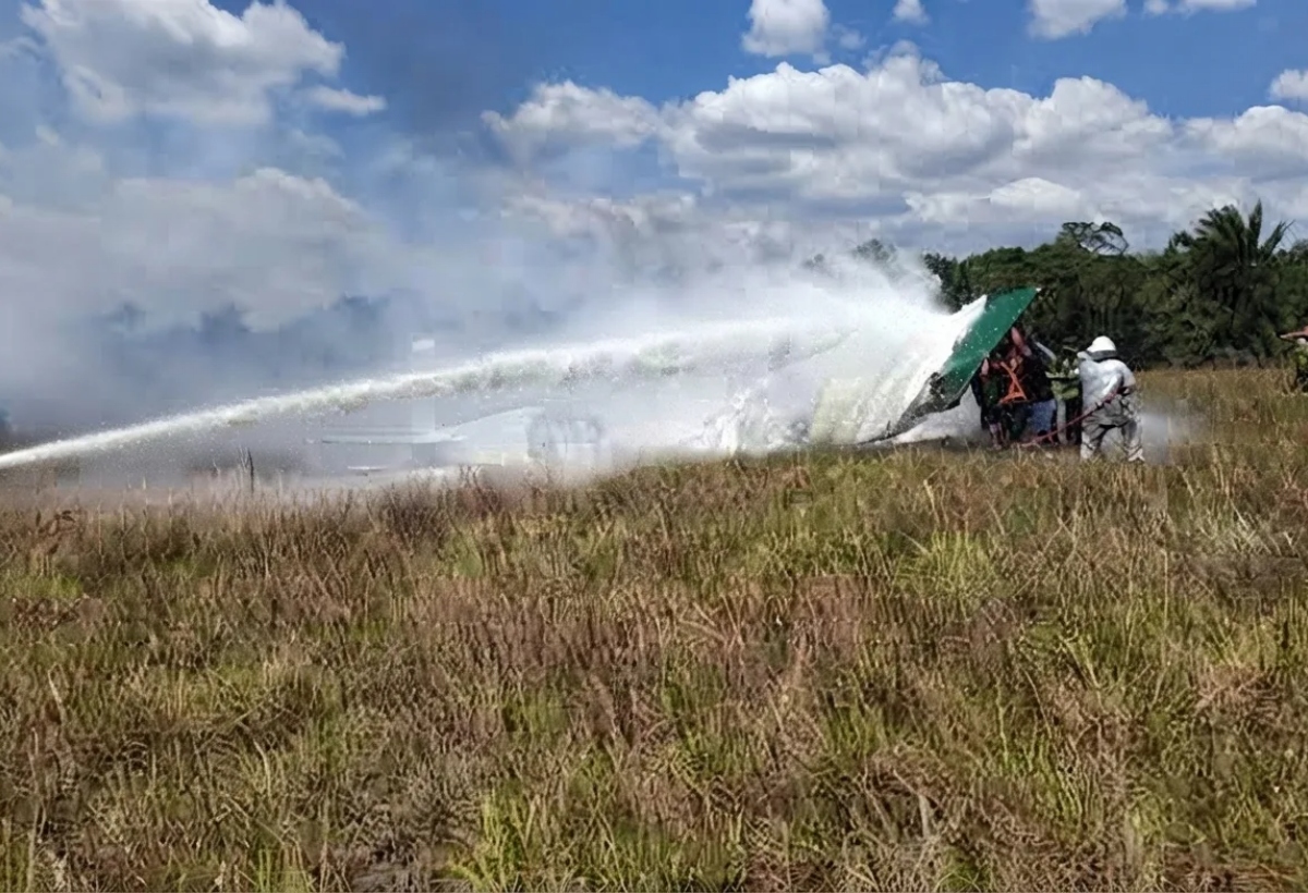 Dos personas murieron tras estrellarse e incendiarse una avioneta en Santa Elena de Uairén