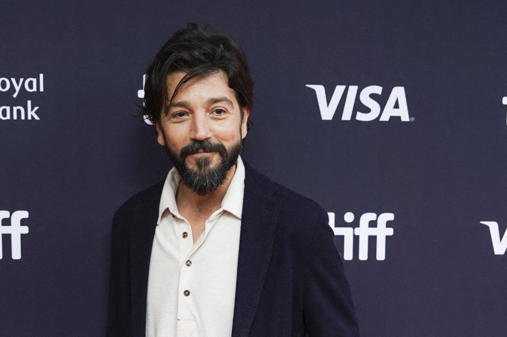 Diego Luna: El trabajo es la única forma que conozco de ser honesto