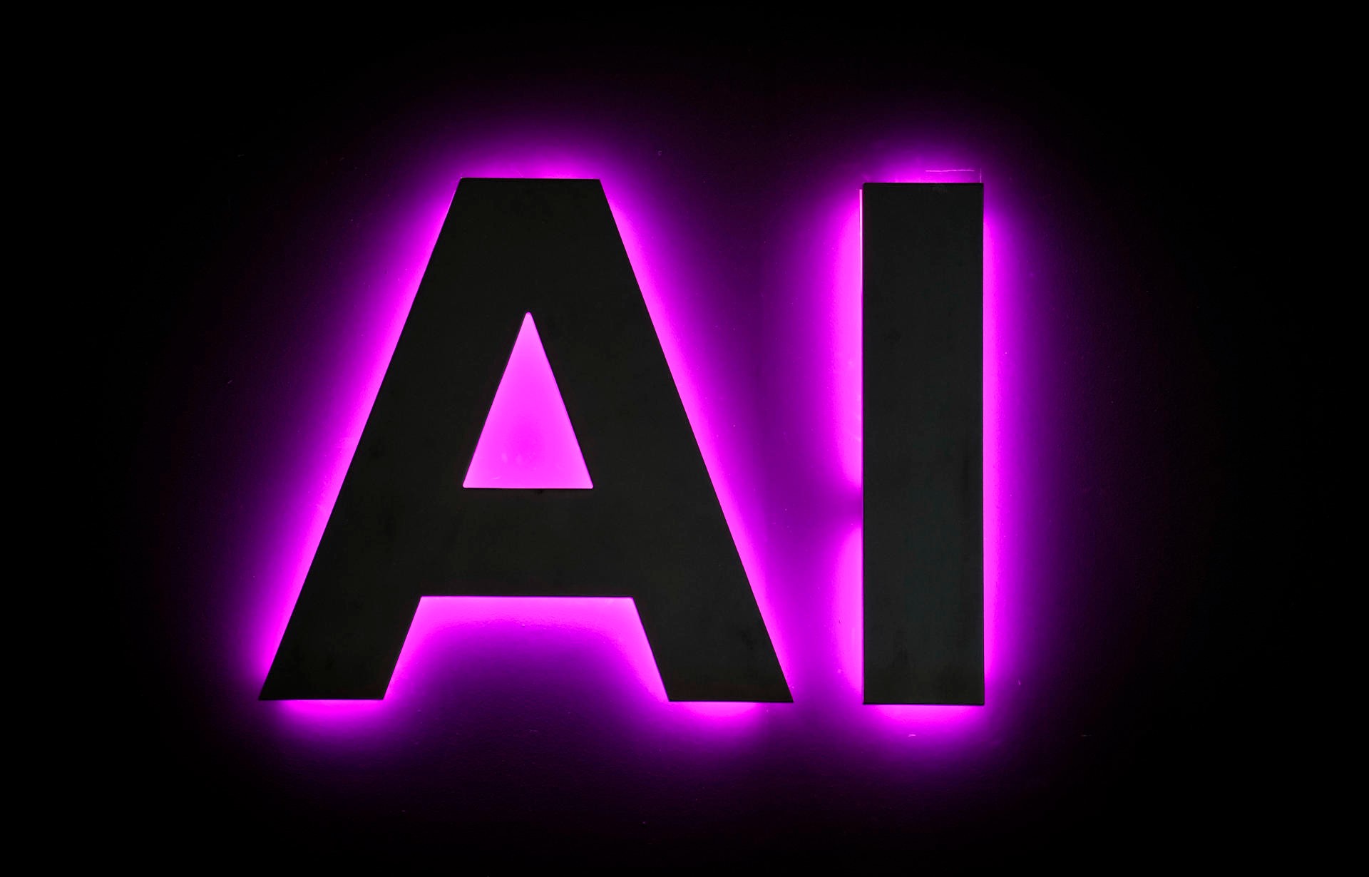 La regulación de la inteligencia artificial avanza entre la fragmentación y el vacío legal global