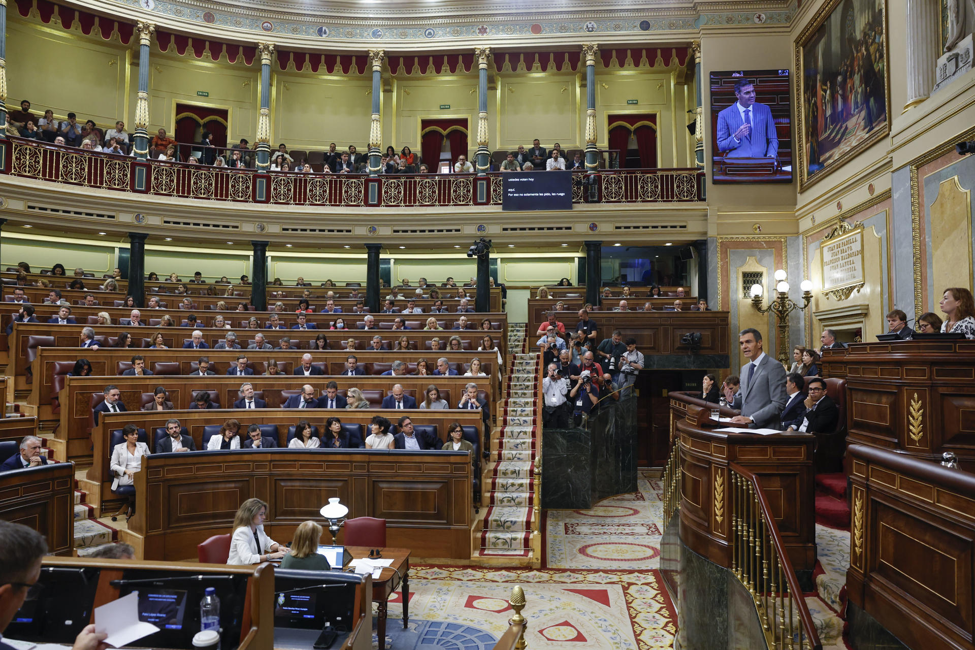 Congreso español rechaza los dos decretos sobre vivienda propuestos por el gobierno
