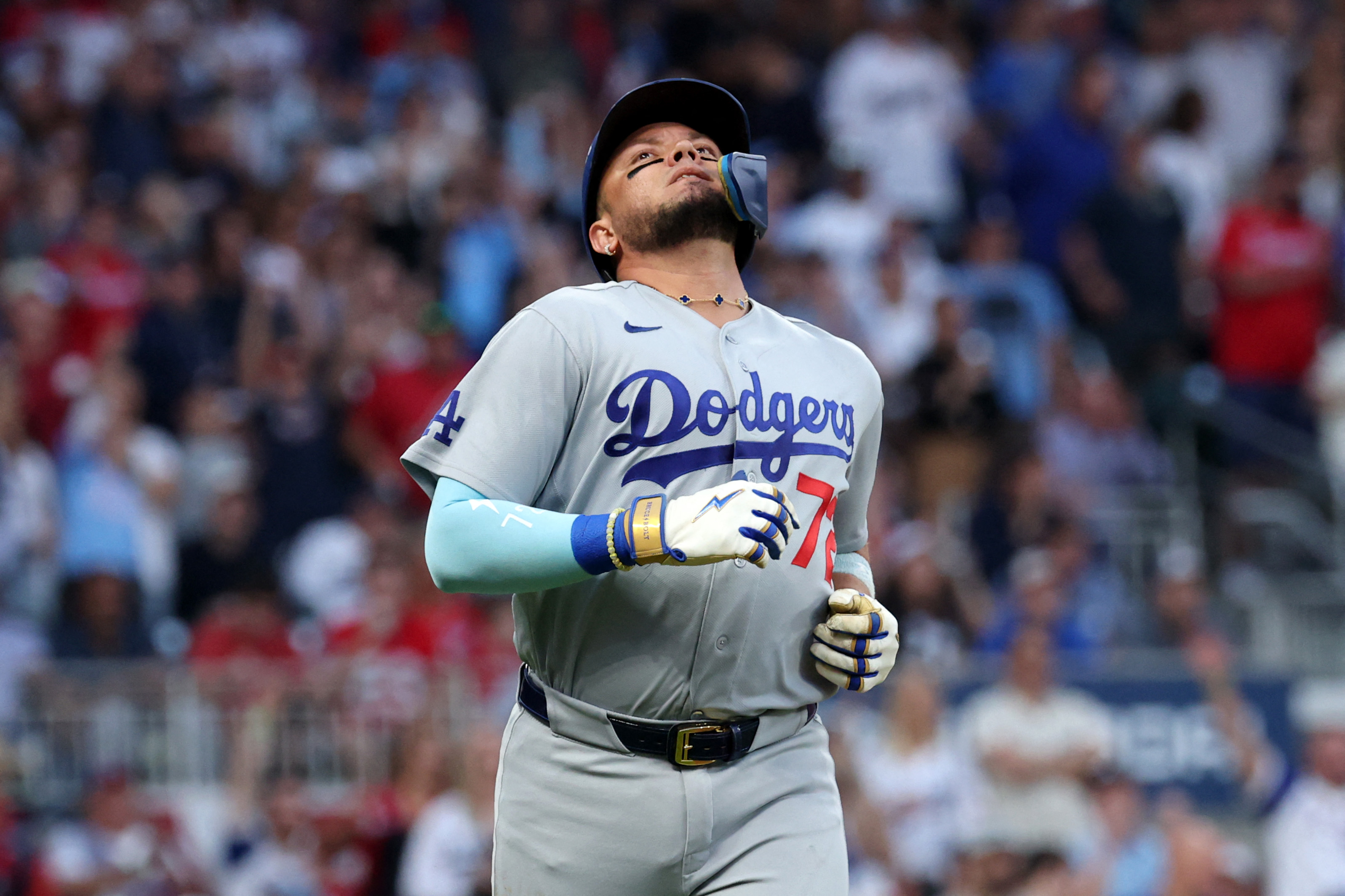 Miguel Rojas está en duda con los Dodgers para el Juego 4 de la Serie Divisional