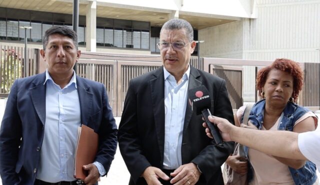 Simón Calzadilla asks the Supreme Court to appoint new leadership for Venezuela’s Central Bank.